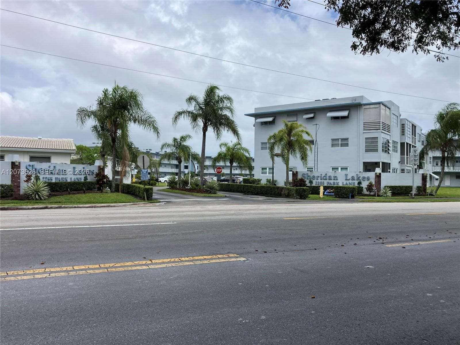 2300 Park Ln # 203, Hollywood, FL 33021 — zdjęcie 2