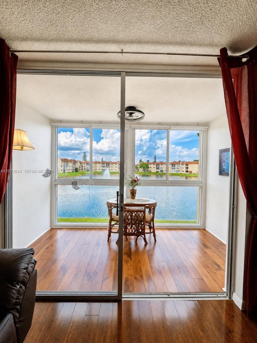 2801 N Pine Island Rd # 208, Sunrise, FL 33322 — zdjęcie 2