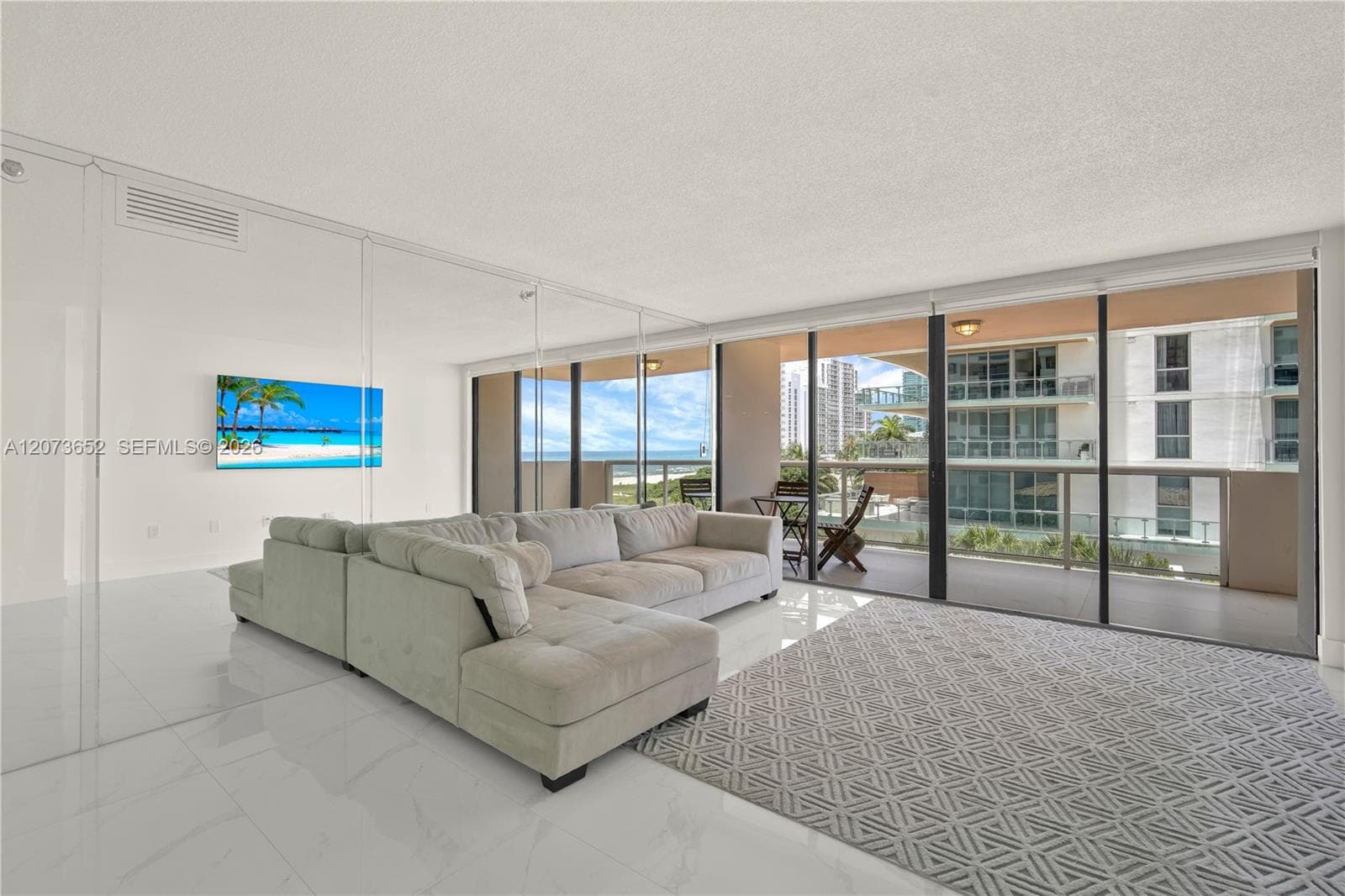 5757 Collins Ave # 507, Miami Beach, FL 33140 — zdjęcie 2