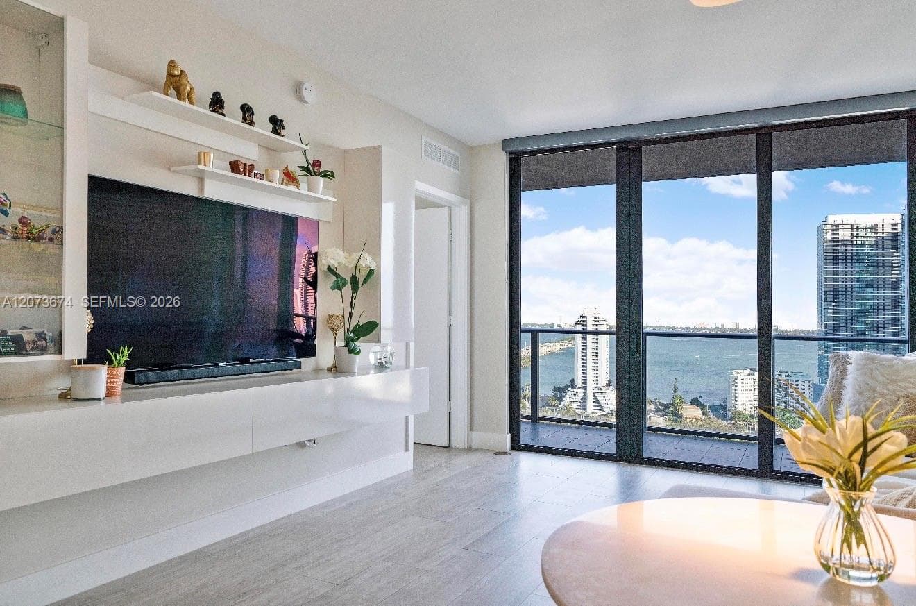 121 NE 34th St # 2506A, Miami, FL 33137 — zdjęcie 5