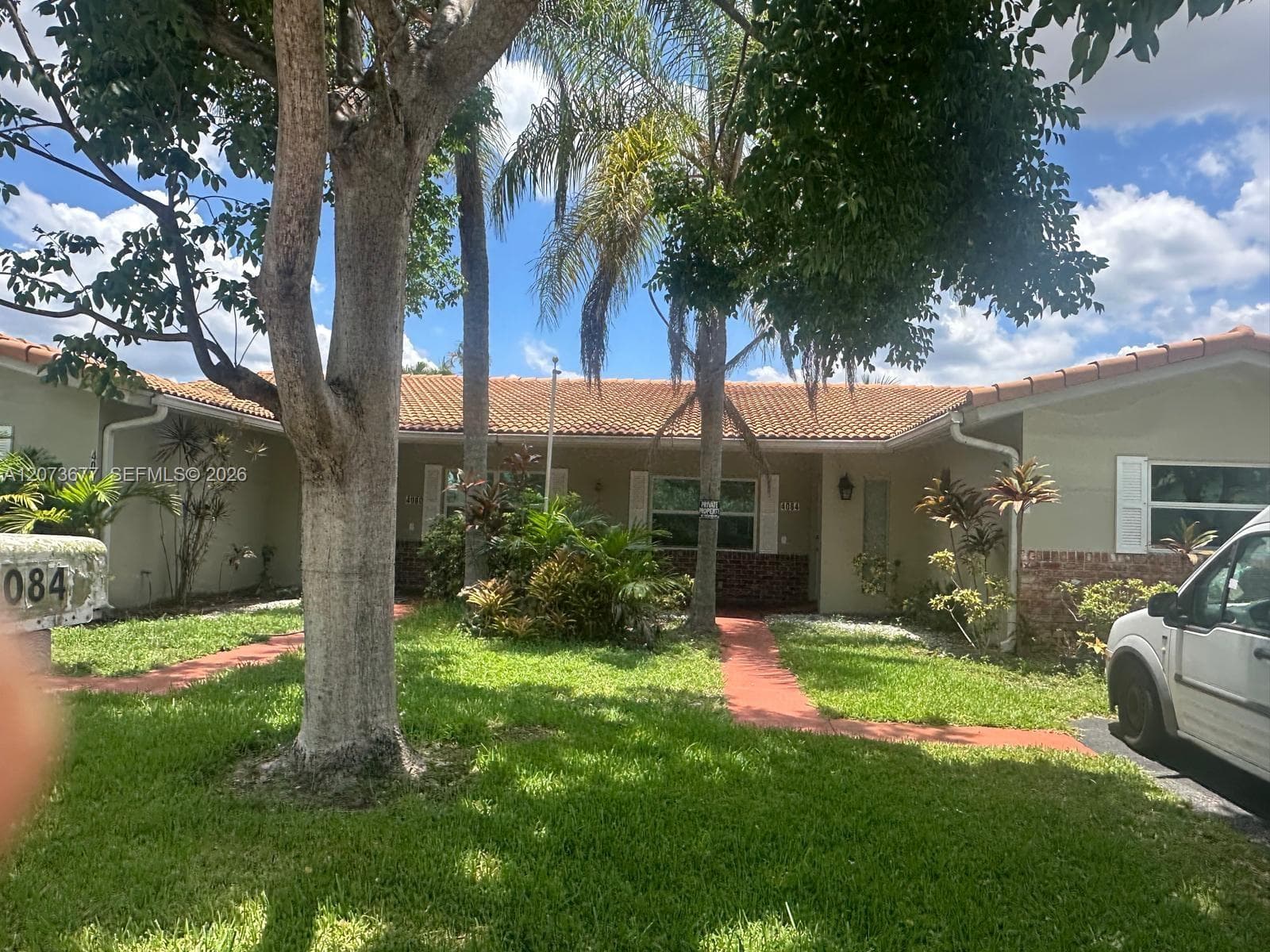 4080 Coral Springs Dr, Coral Springs, FL 33065