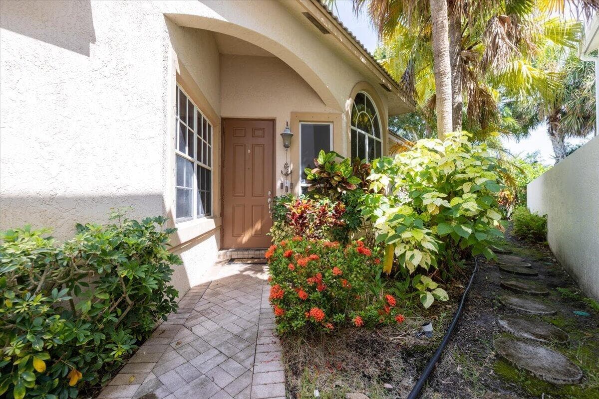 4841 N CLASSICAL Boulevard, Delray Beach, FL 33445 — zdjęcie 4