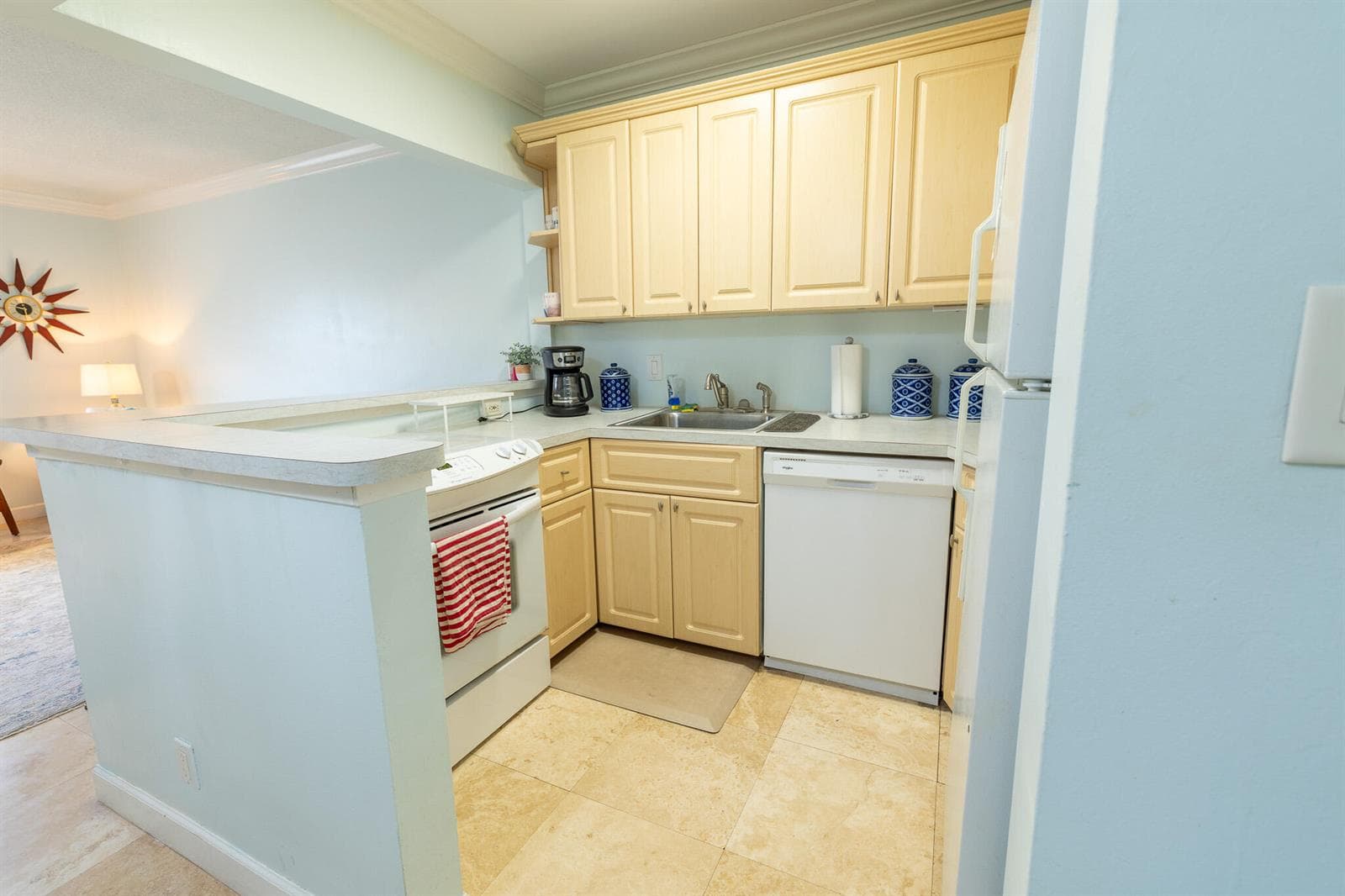 3215 NE 15TH Street # 204, Pompano Beach, FL 33062 — zdjęcie 3