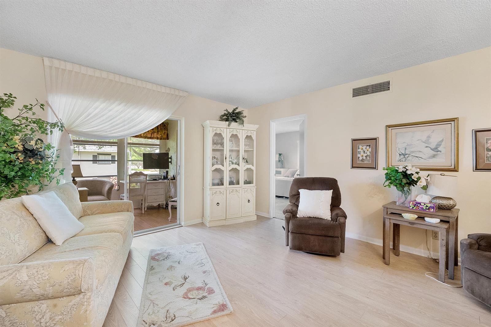 5661 SW 2nd Court # 201, Margate, FL 33068 — zdjęcie 2