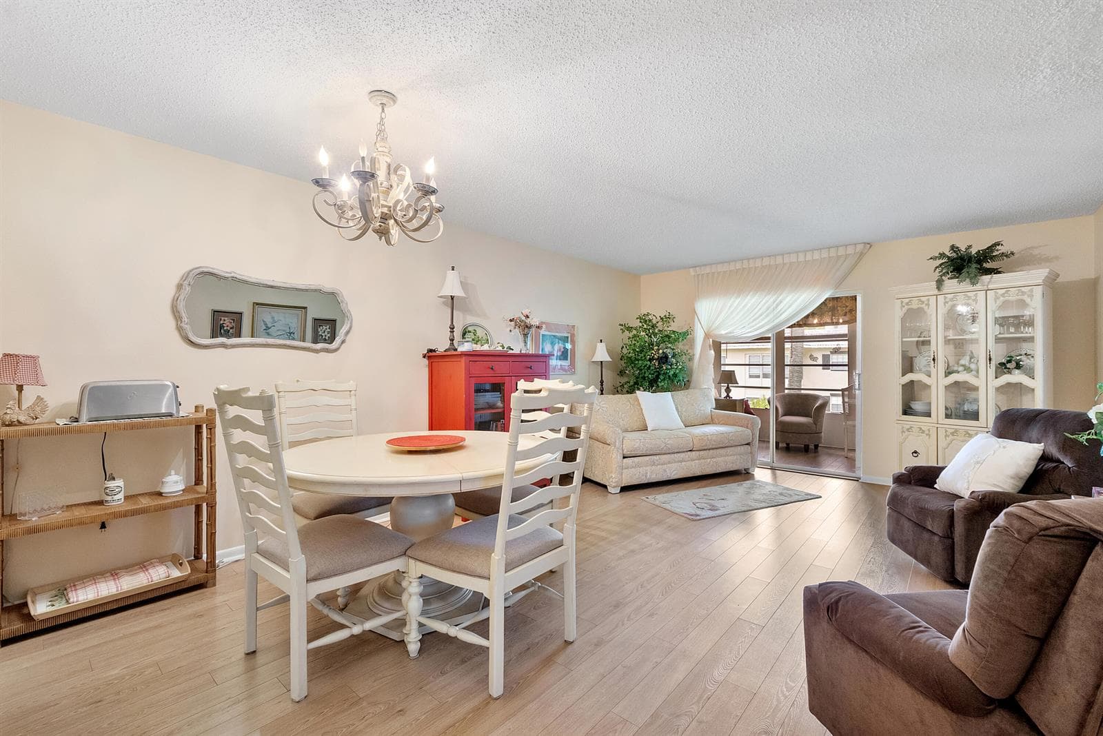5661 SW 2nd Court # 201, Margate, FL 33068 — zdjęcie 3