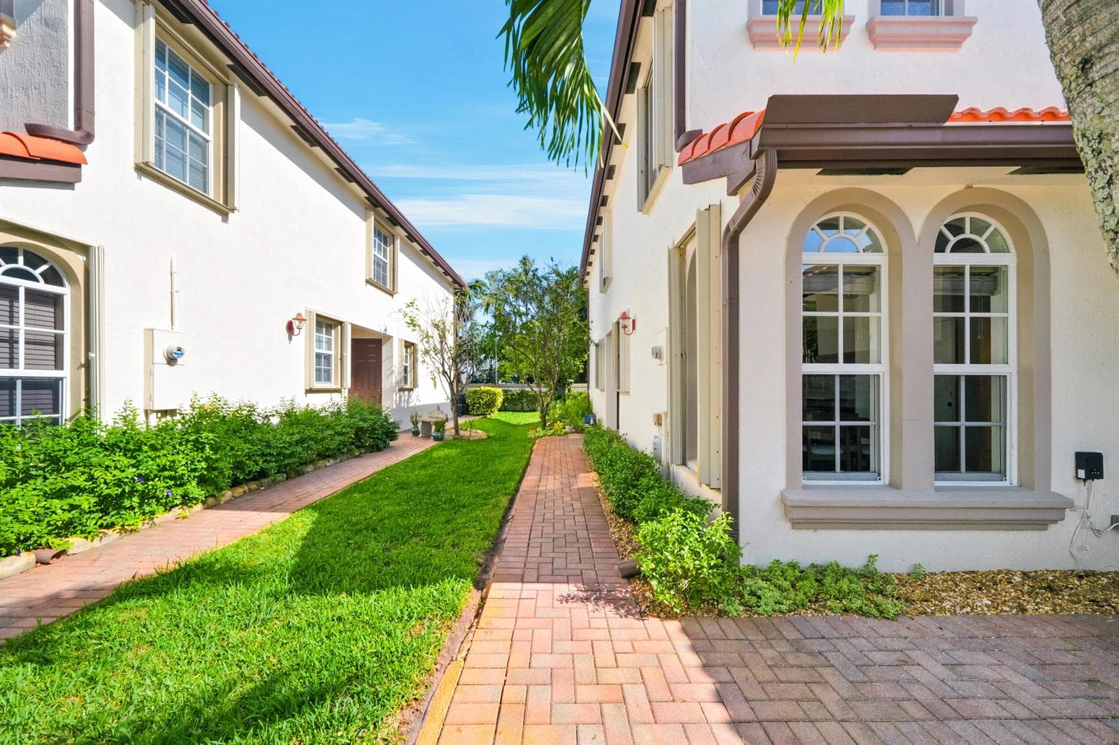9747 Darlington Place, Cooper City, FL 33328 — zdjęcie 2
