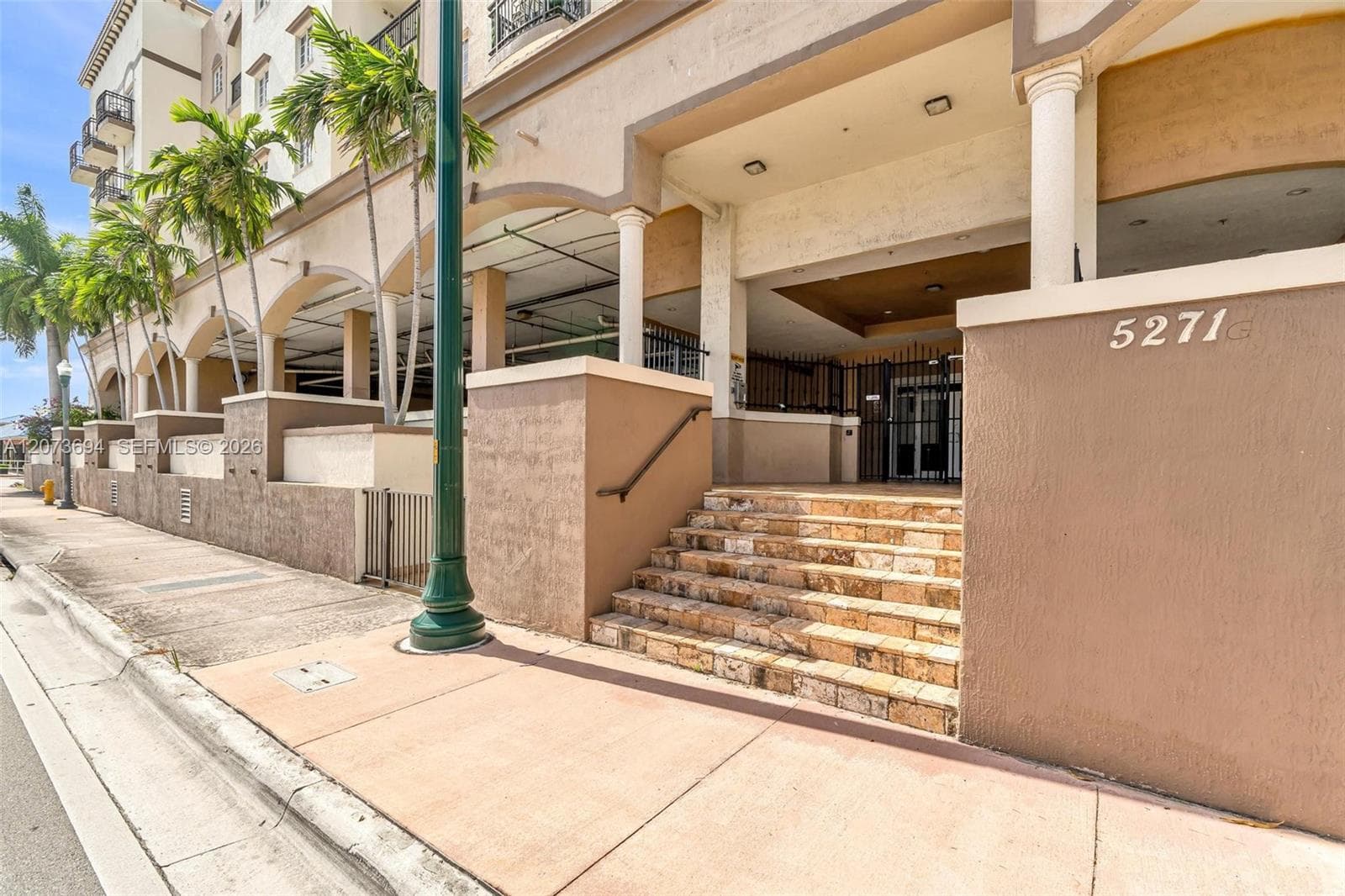 5271 SW 8th # 203, Miami, FL 33134 — zdjęcie 2