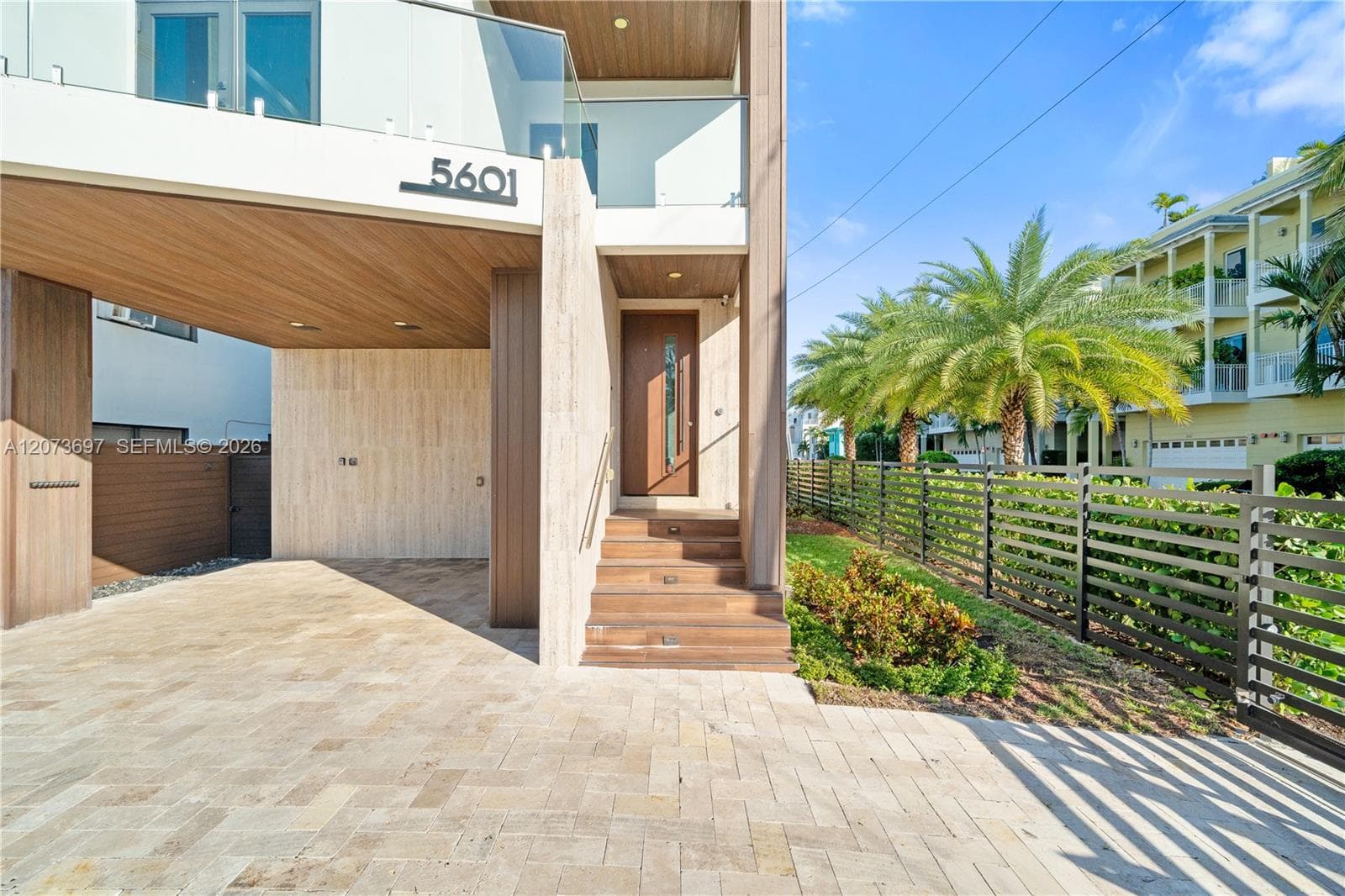5601 N Ocean Dr, Hollywood, FL 33019 — zdjęcie 2