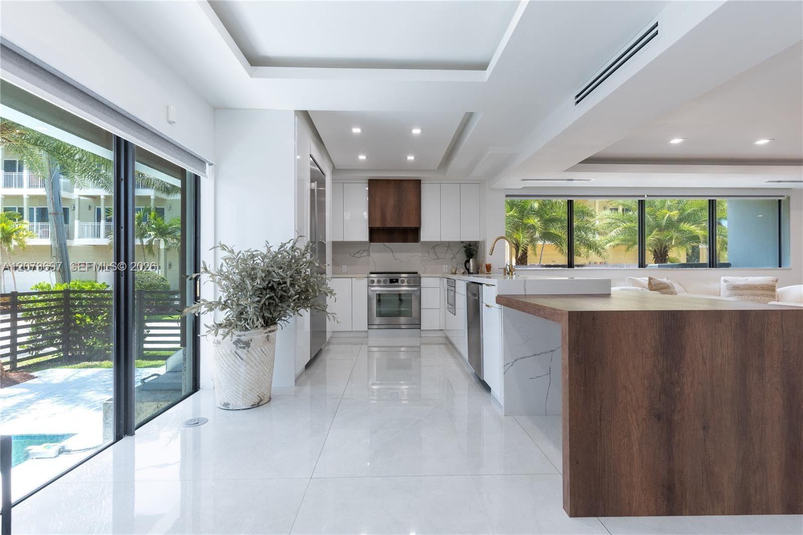 5601 N Ocean Dr, Hollywood, FL 33019 — zdjęcie 4