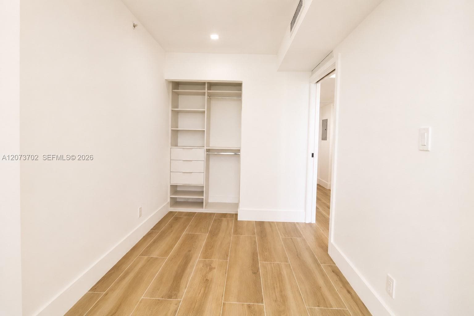 5601 Collins Ave # 1009, Miami Beach, FL 33140 — zdjęcie 5