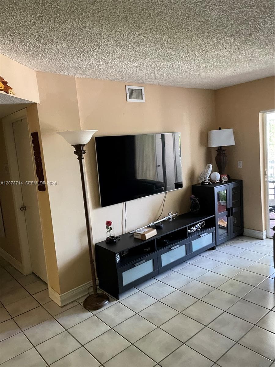 8500 SW 212th St # 309, Cutler Bay, FL 33189 — zdjęcie 4