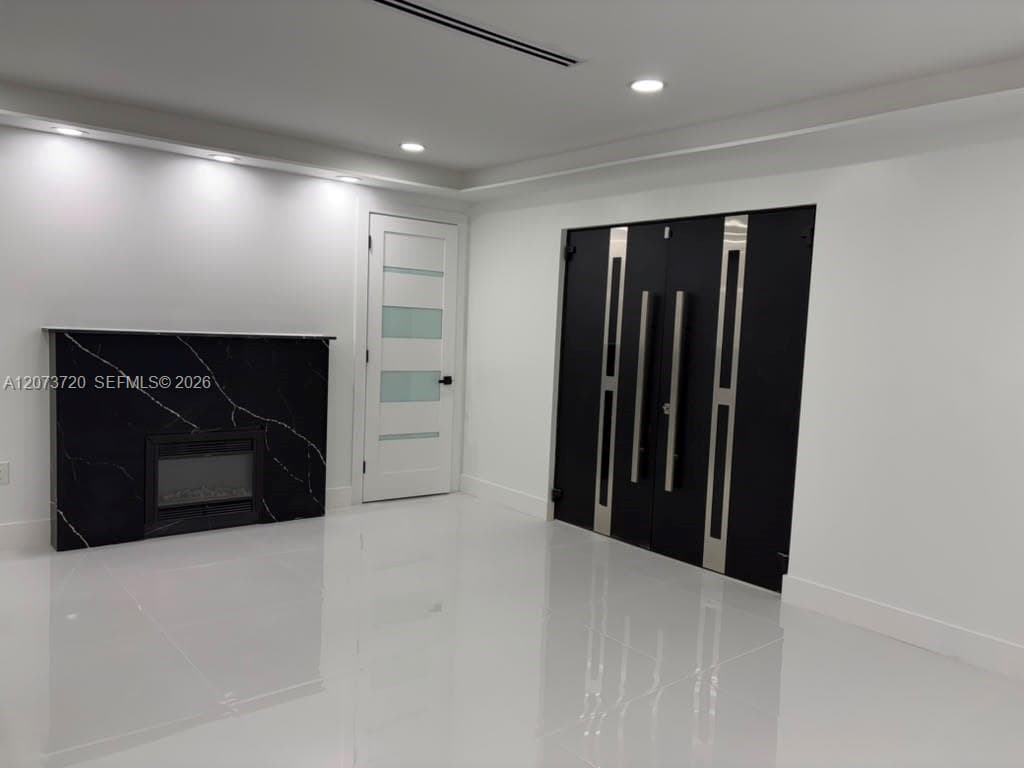 464 Minola Dr, Miami Springs, FL 33166 — zdjęcie 2