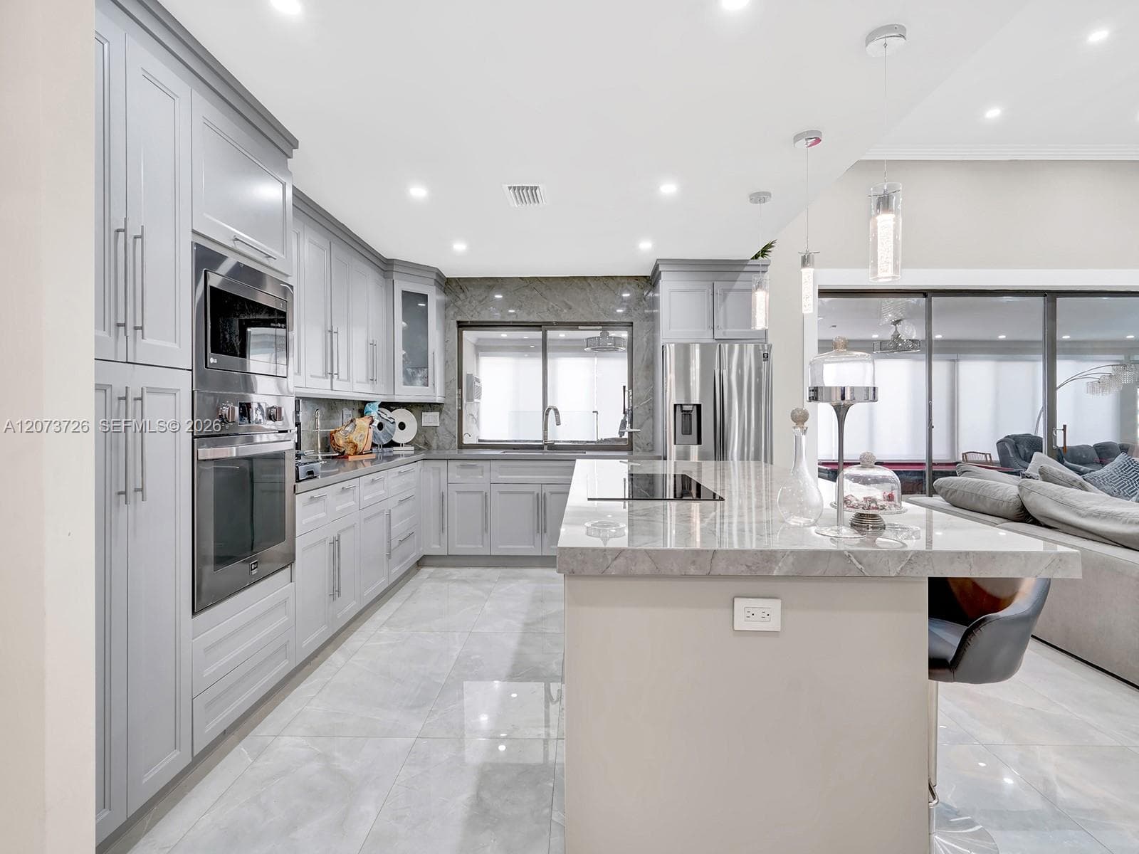 621 E Tropical Way, Plantation, FL 33317 — zdjęcie 5
