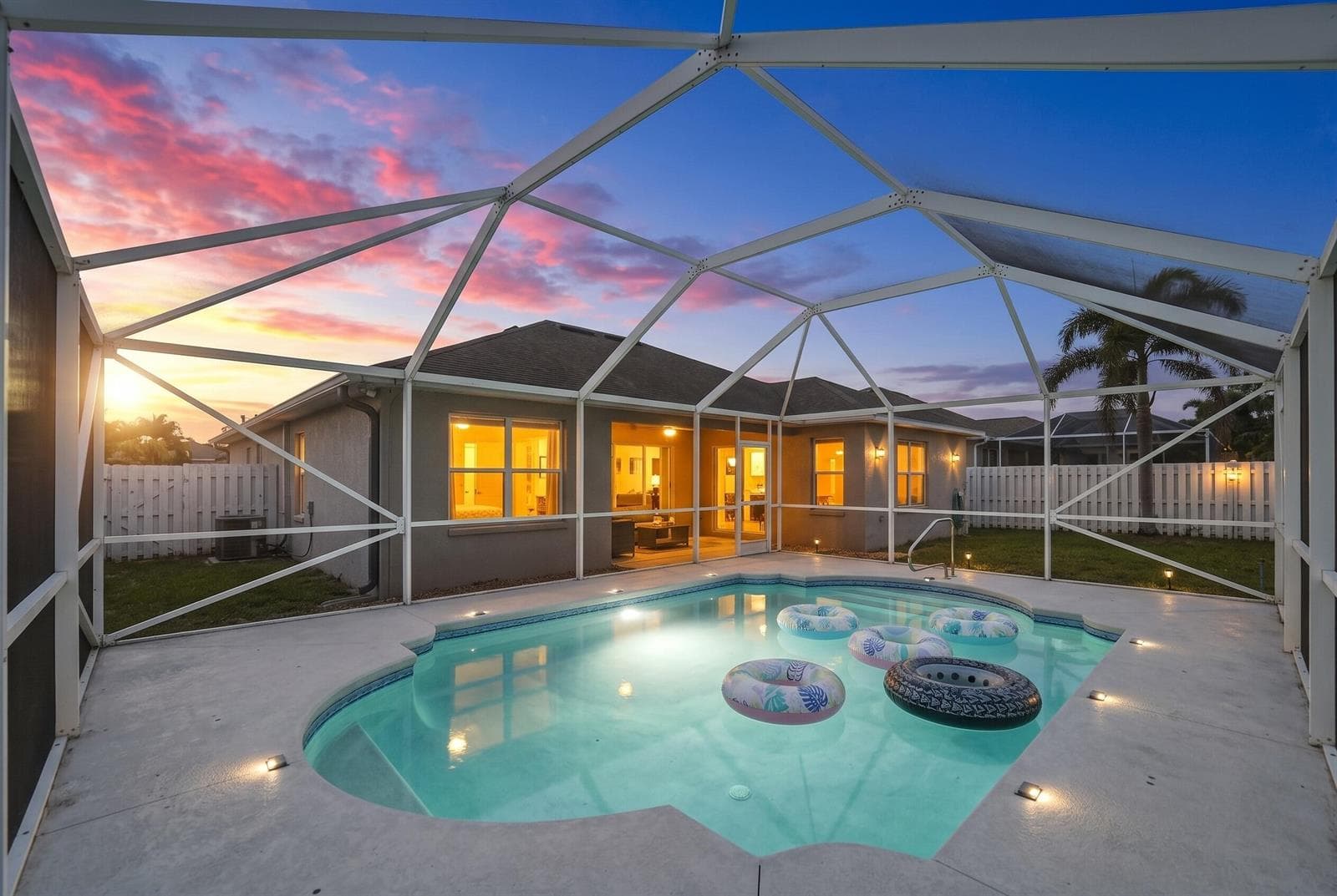470 SW McComb Avenue, Port St. Lucie, FL 34953 — zdjęcie 2