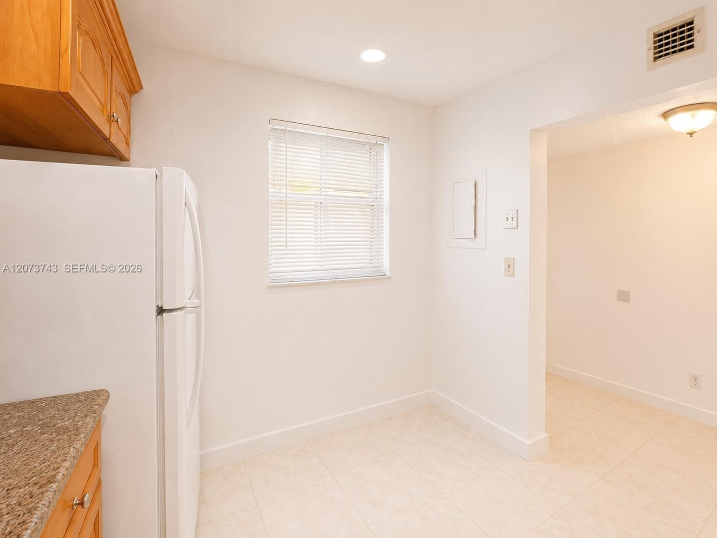 724 NE 4th St # 5, Hallandale Beach, FL 33009 — zdjęcie 4