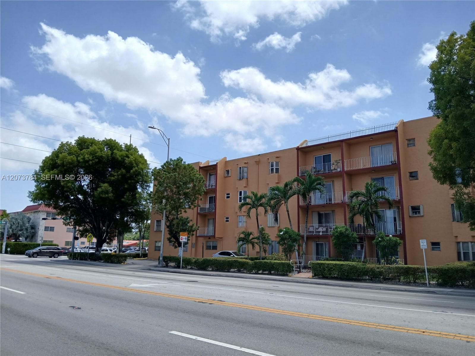 6200 W Flagler St # 208, Miami, FL 33144