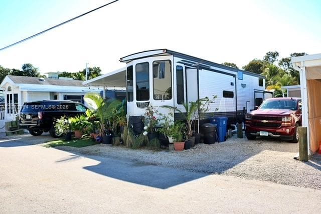 325 Calusa St, Key Largo, FL 33037