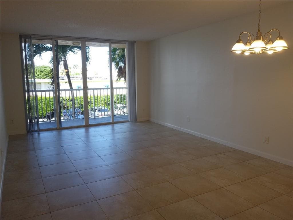 1341 SE 3rd Avenue # 201, Dania Beach, FL 33004 — zdjęcie 3