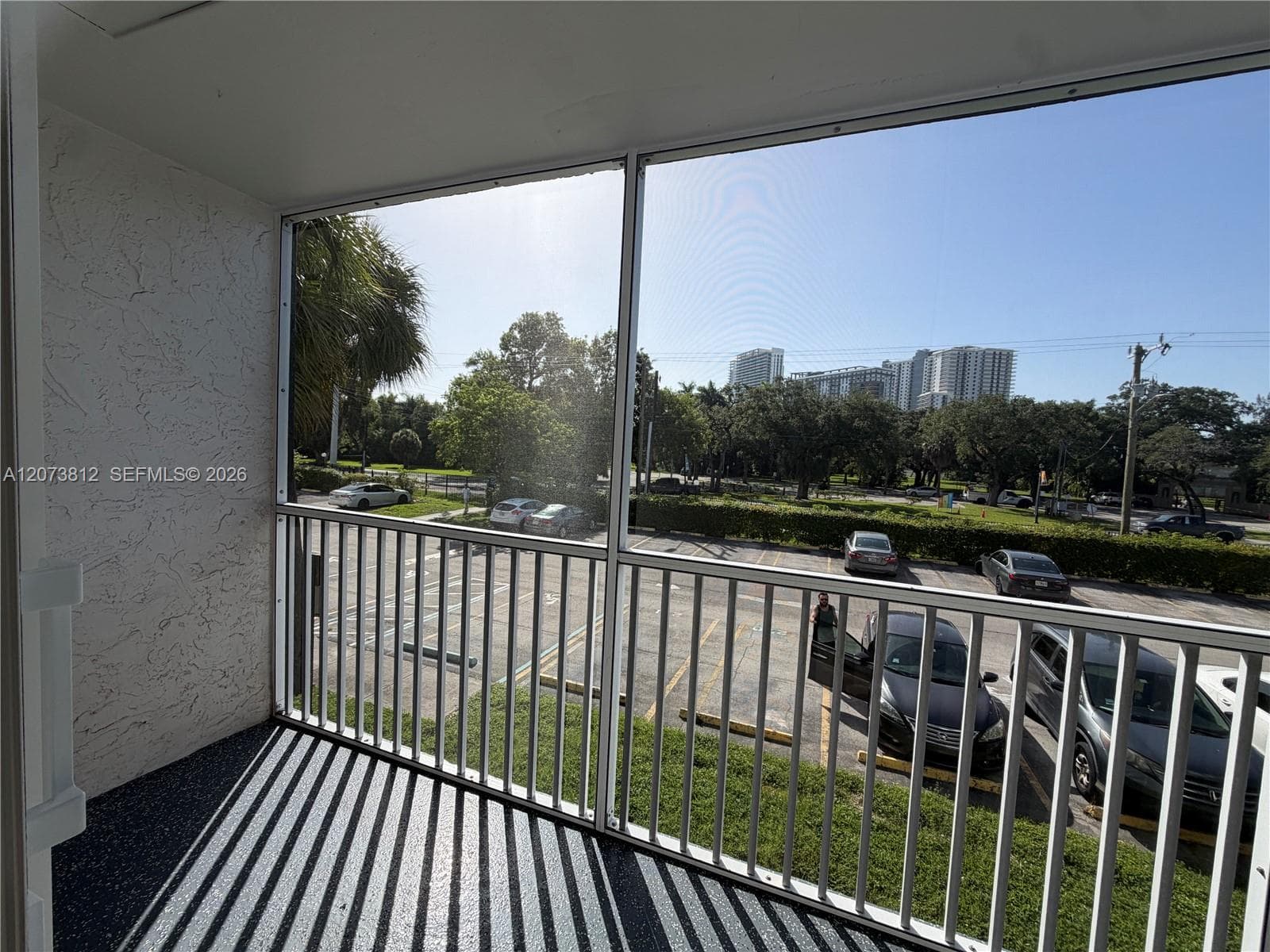 16851 NE 23rd Ave # B214, North Miami Beach, FL 33160 — zdjęcie 2