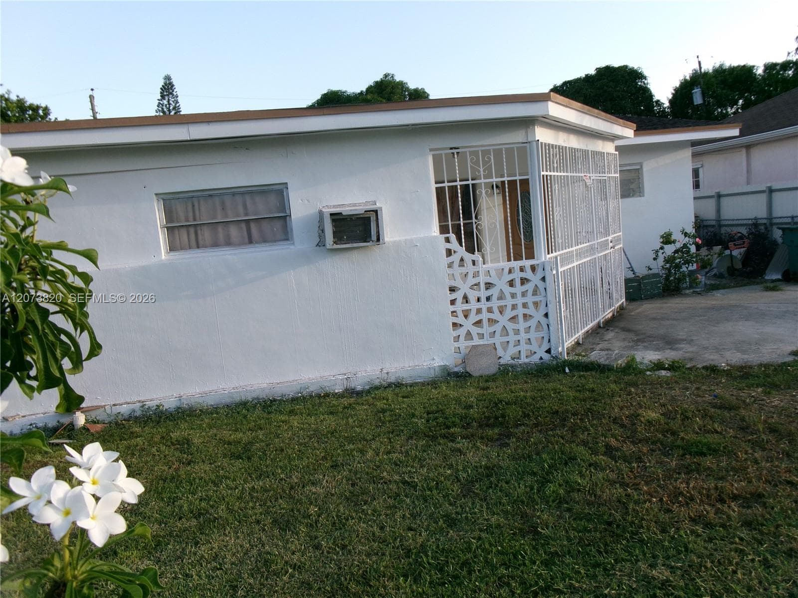 864 NW 116th St, Miami, FL 33168 — zdjęcie 3
