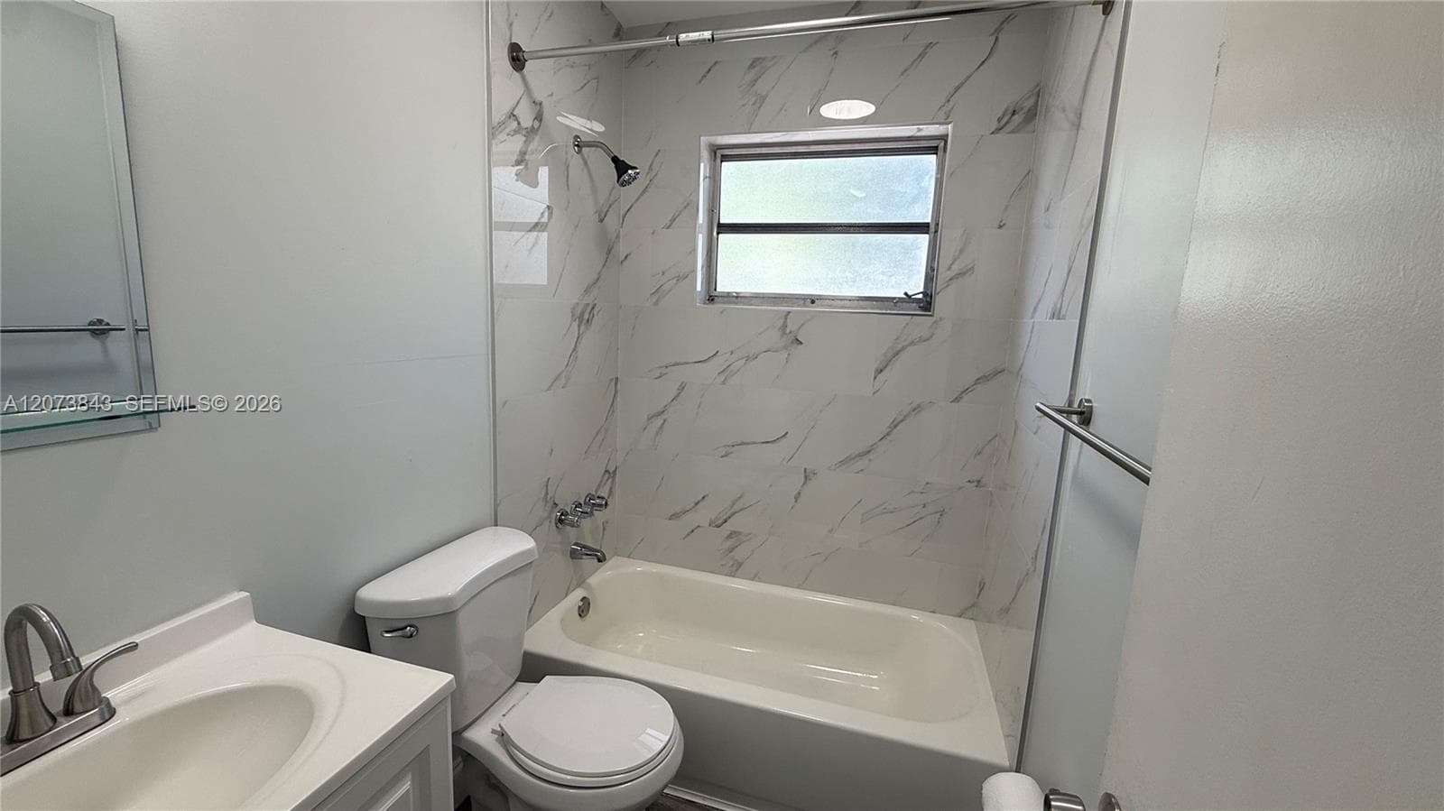 245 NE 191st St # 3014, Miami, FL 33179 — zdjęcie 3