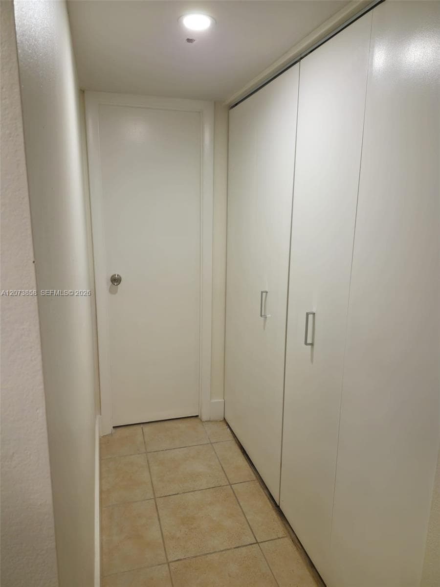 4800 NW 35th St # 607, Lauderdale Lakes, FL 33319 — zdjęcie 3