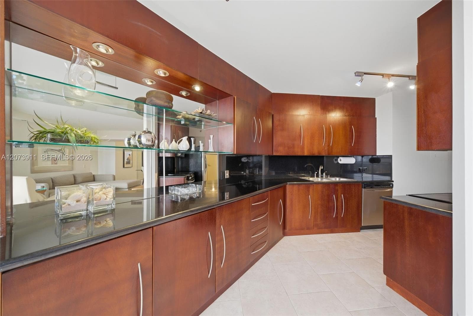 3610 Yacht Club Dr # 1115, Aventura, FL 33180 — zdjęcie 5