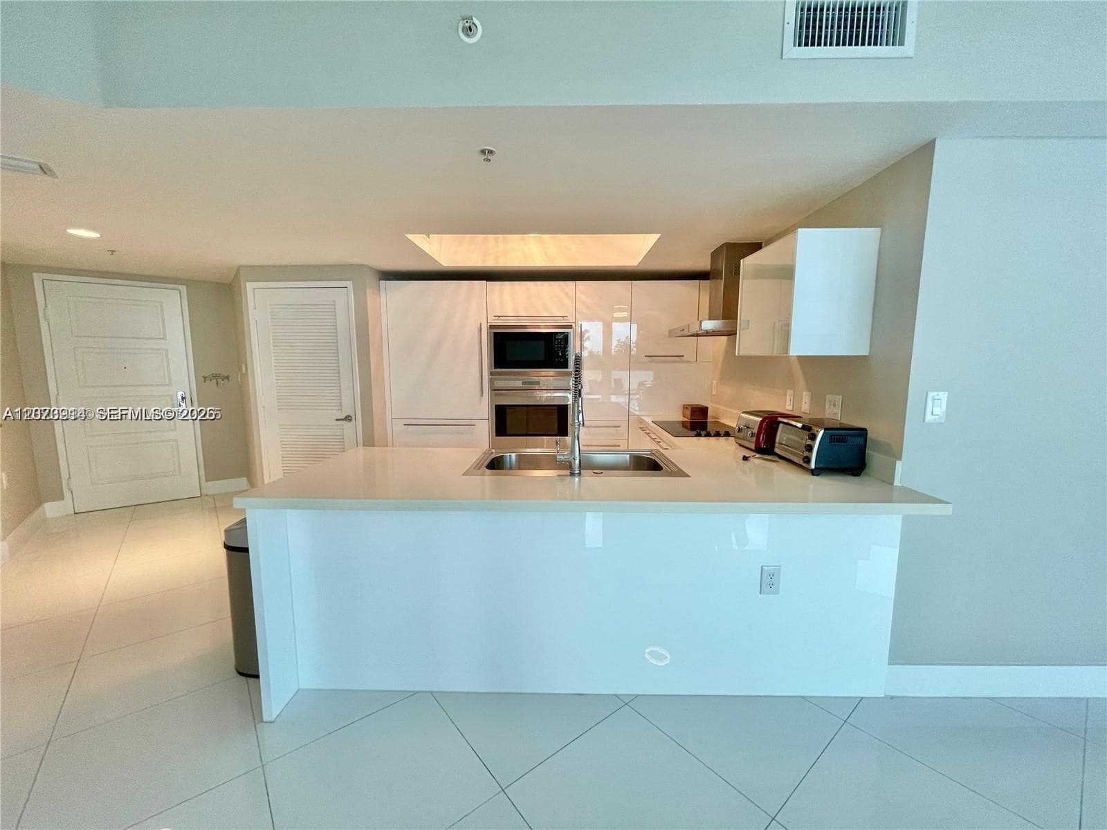 150 Sunny Isles Blvd # 1-501, Sunny Isles Beach, FL 33160 — zdjęcie 4