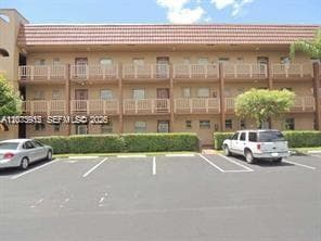 9360 Sunrise Lakes Blvd # 302, Sunrise, FL 33322