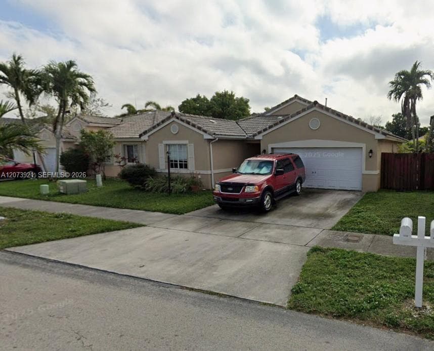 15840 SW 85th St, Miami, FL 33193