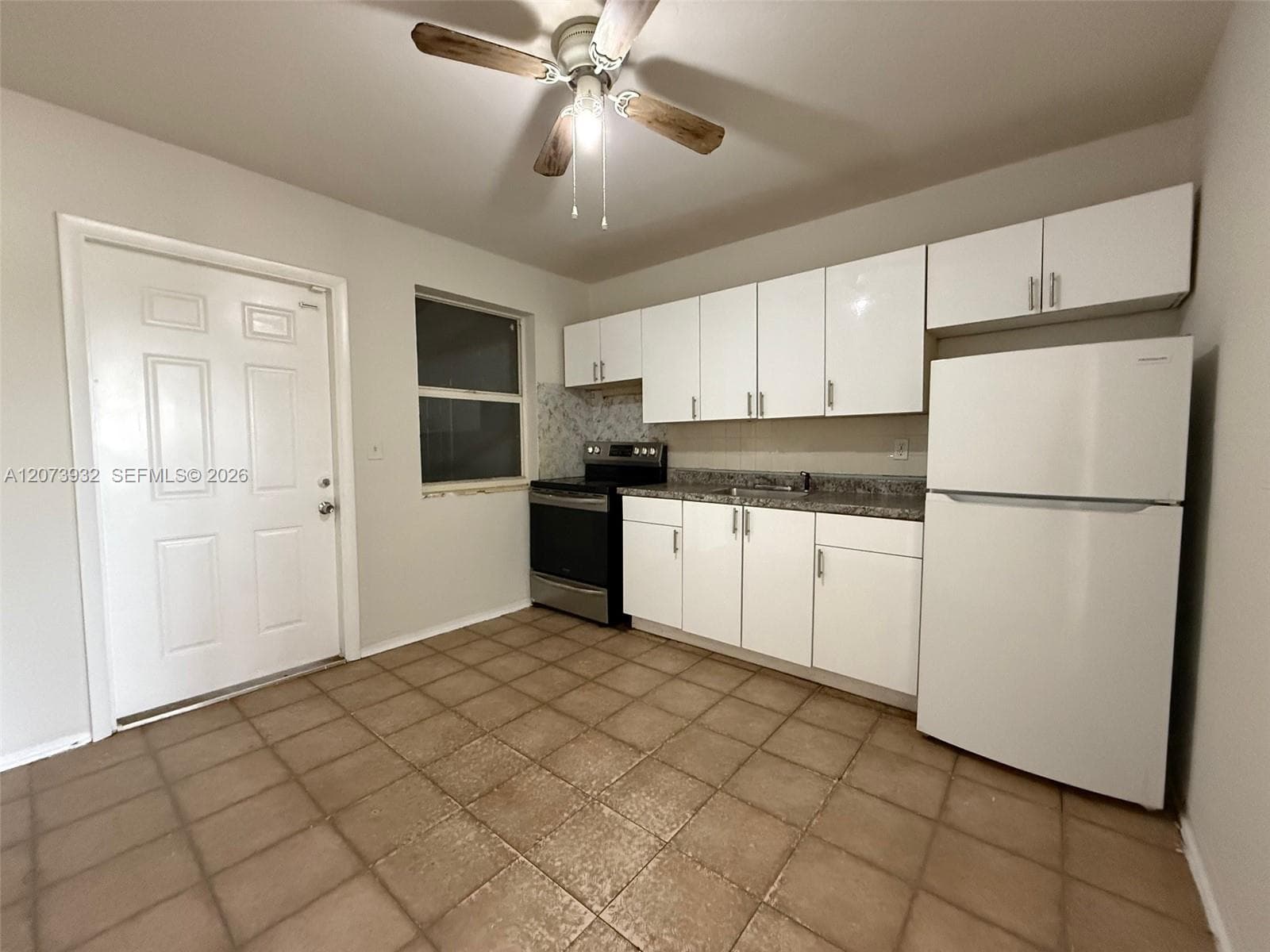 900 SW 5th St # 2, Hallandale Beach, FL 33009 — zdjęcie 2