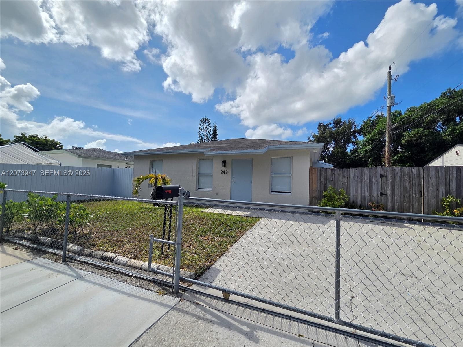 242 NW 51st Ave # 0, Miami, FL 33126 — zdjęcie 2