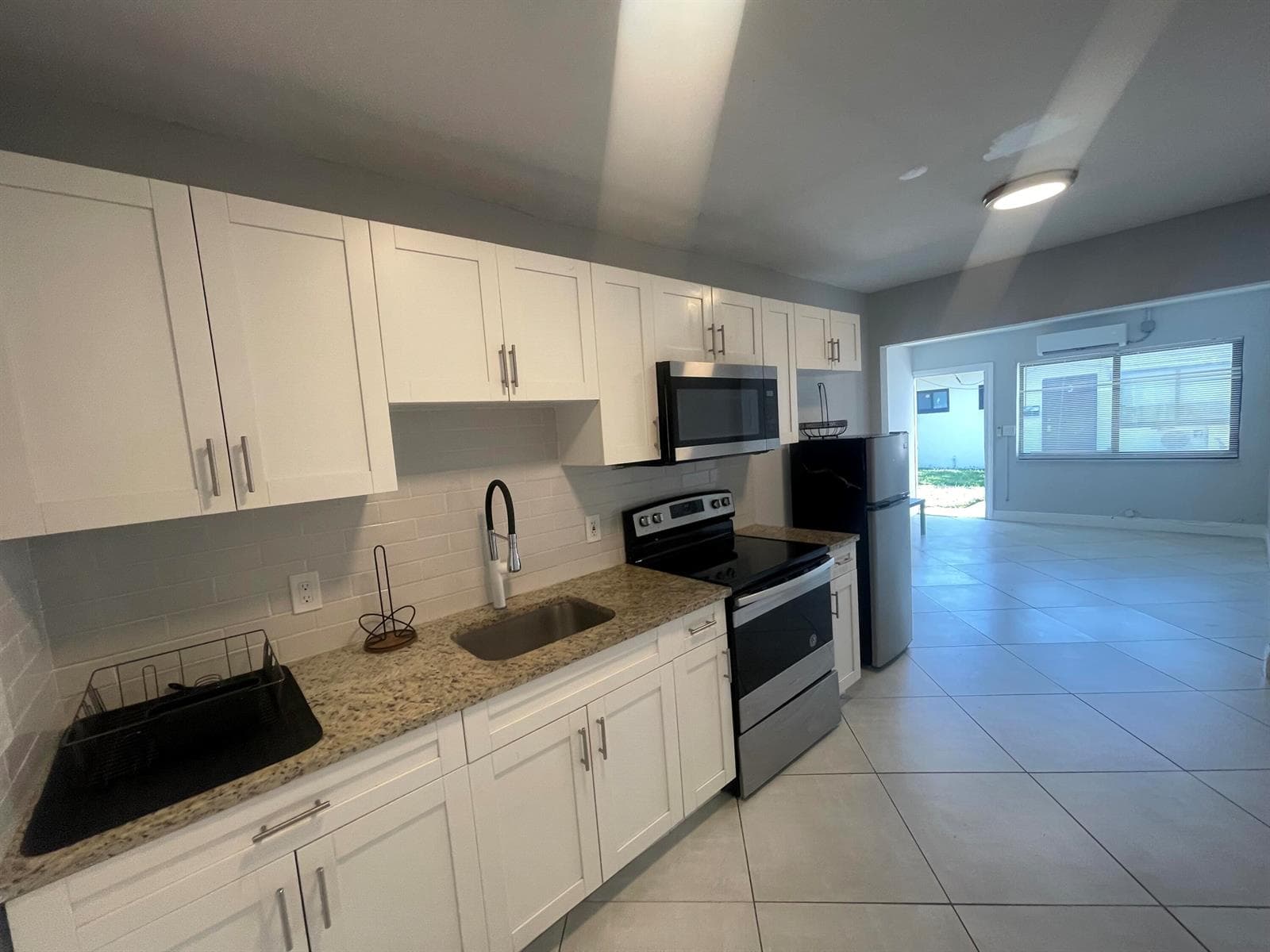 841 NW 5TH Avenue # 3, Pompano Beach, FL 33060