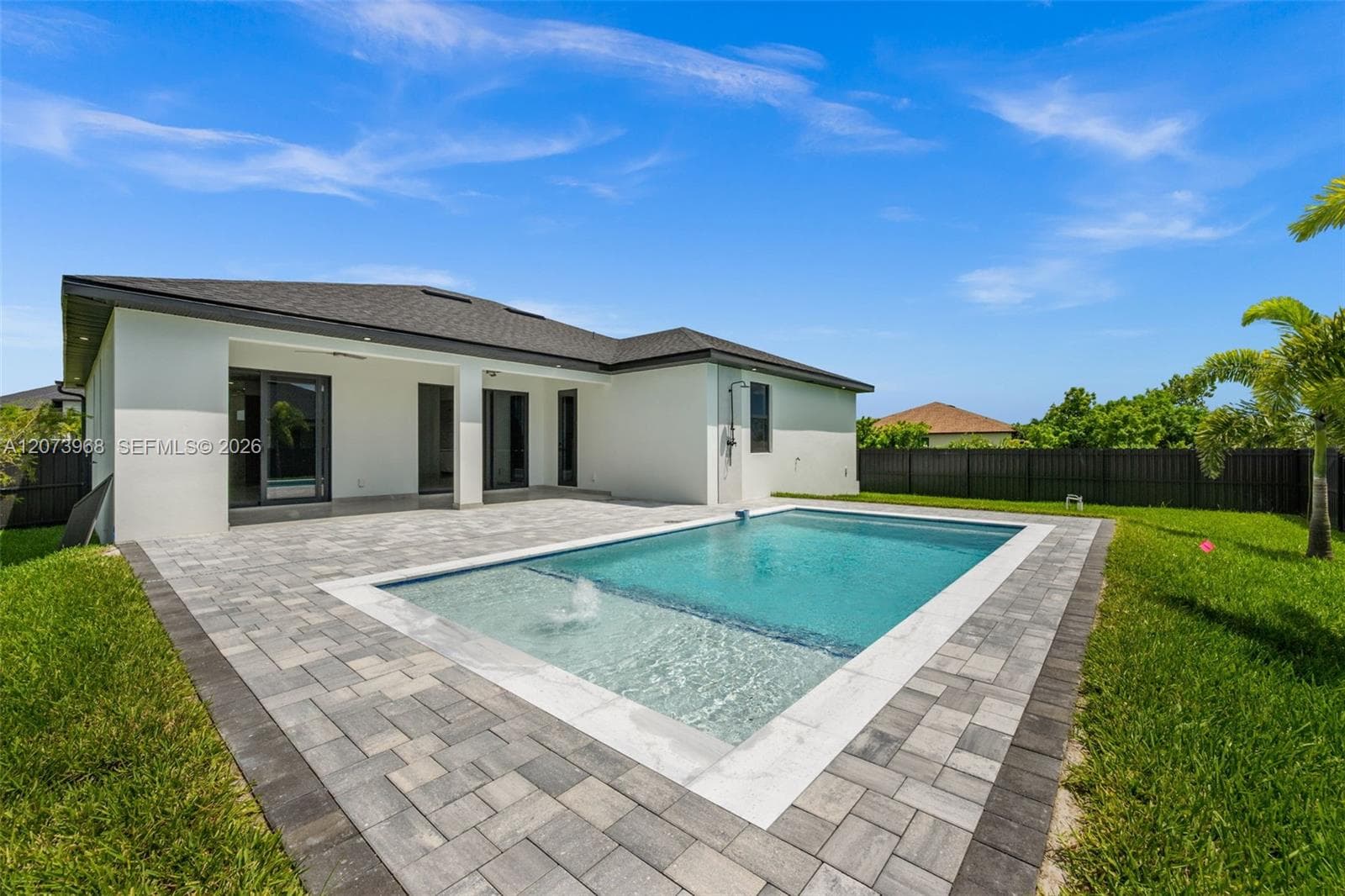 1212 NW 33RD PL, Cape Coral, FL 33993 — zdjęcie 2