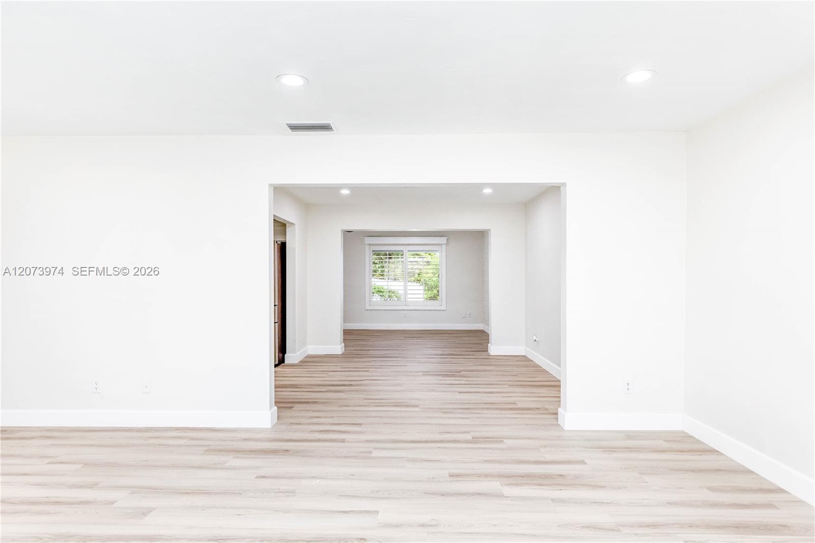 1900 NW 82nd Ter, Pembroke Pines, FL 33024 — zdjęcie 3