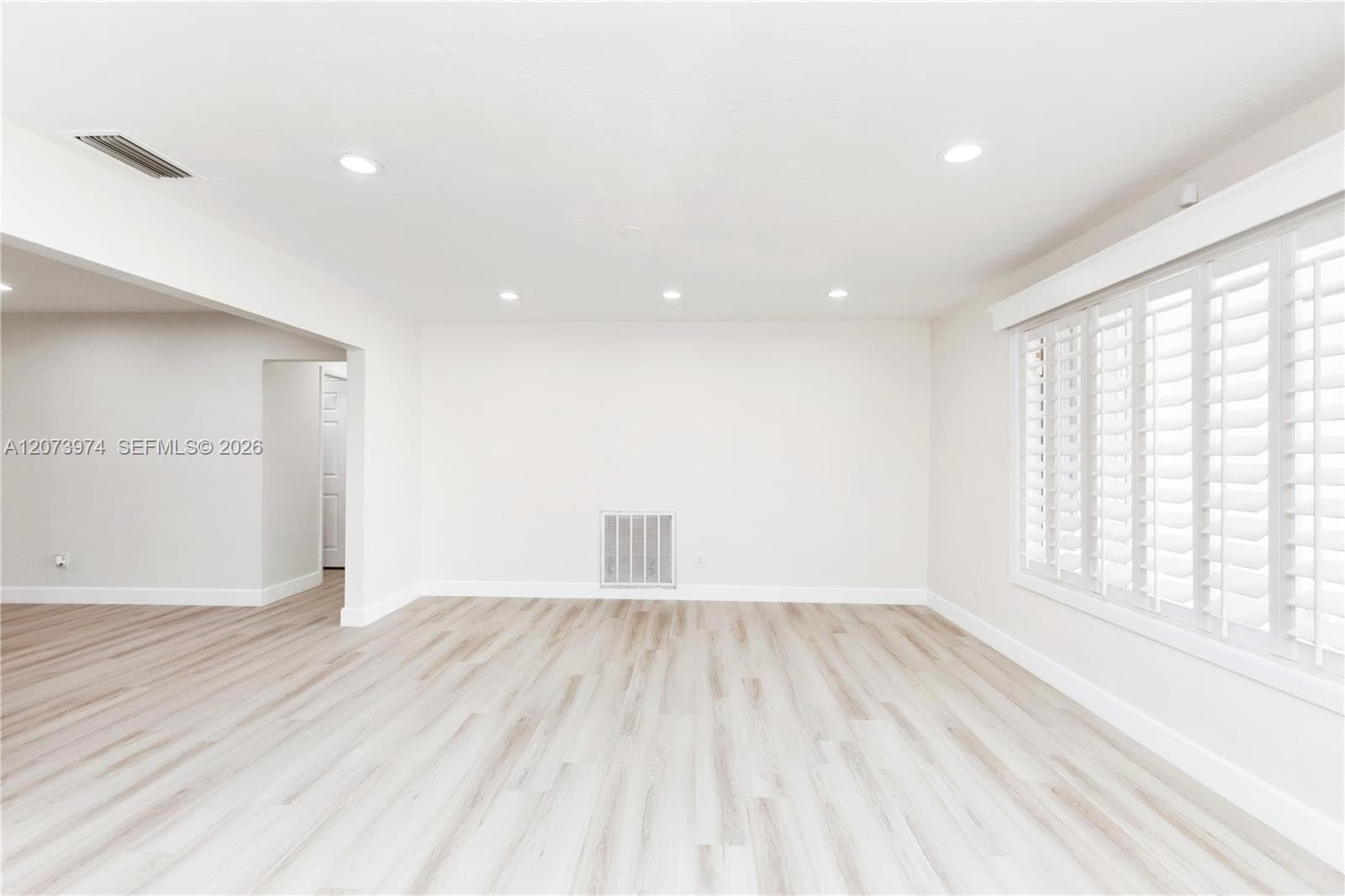 1900 NW 82nd Ter, Pembroke Pines, FL 33024 — zdjęcie 4