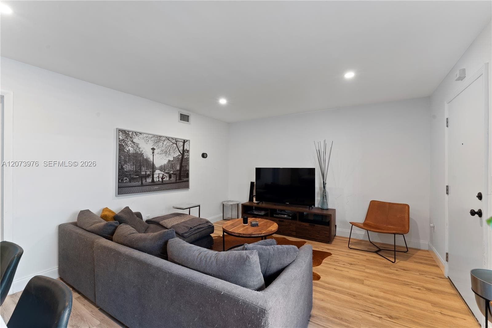 3242 Mary St # S311, Miami, FL 33133 — zdjęcie 2