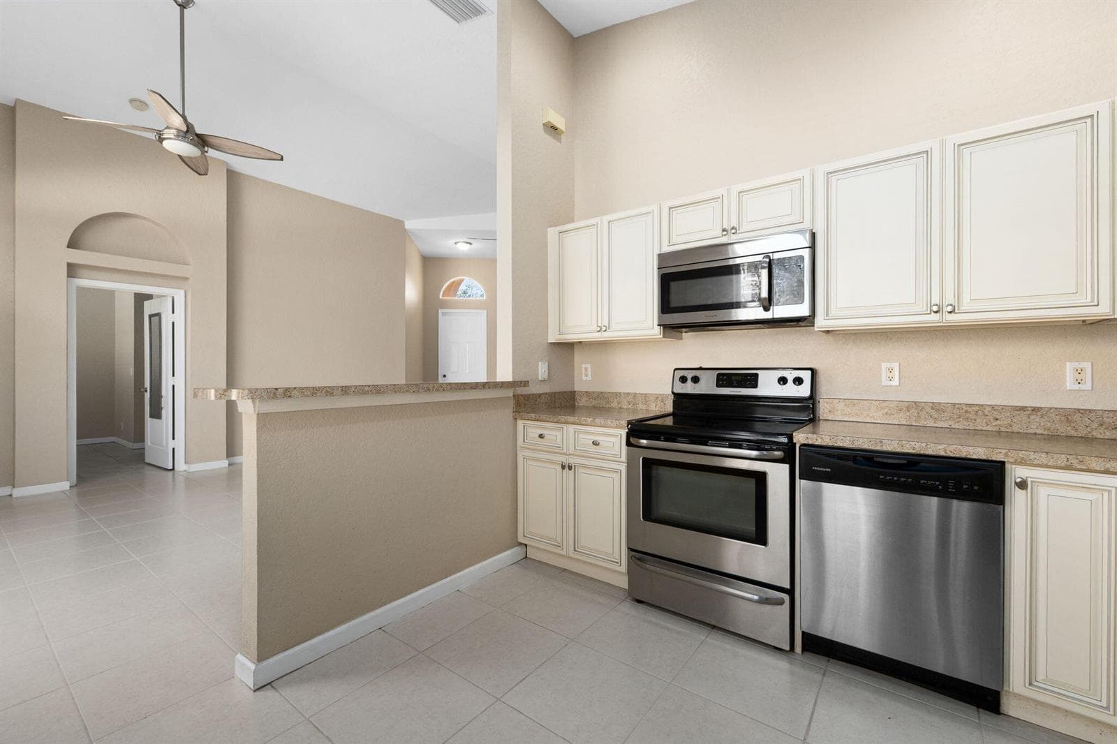 5627 Sunberry Circle, Fort Pierce, FL 34951 — zdjęcie 5