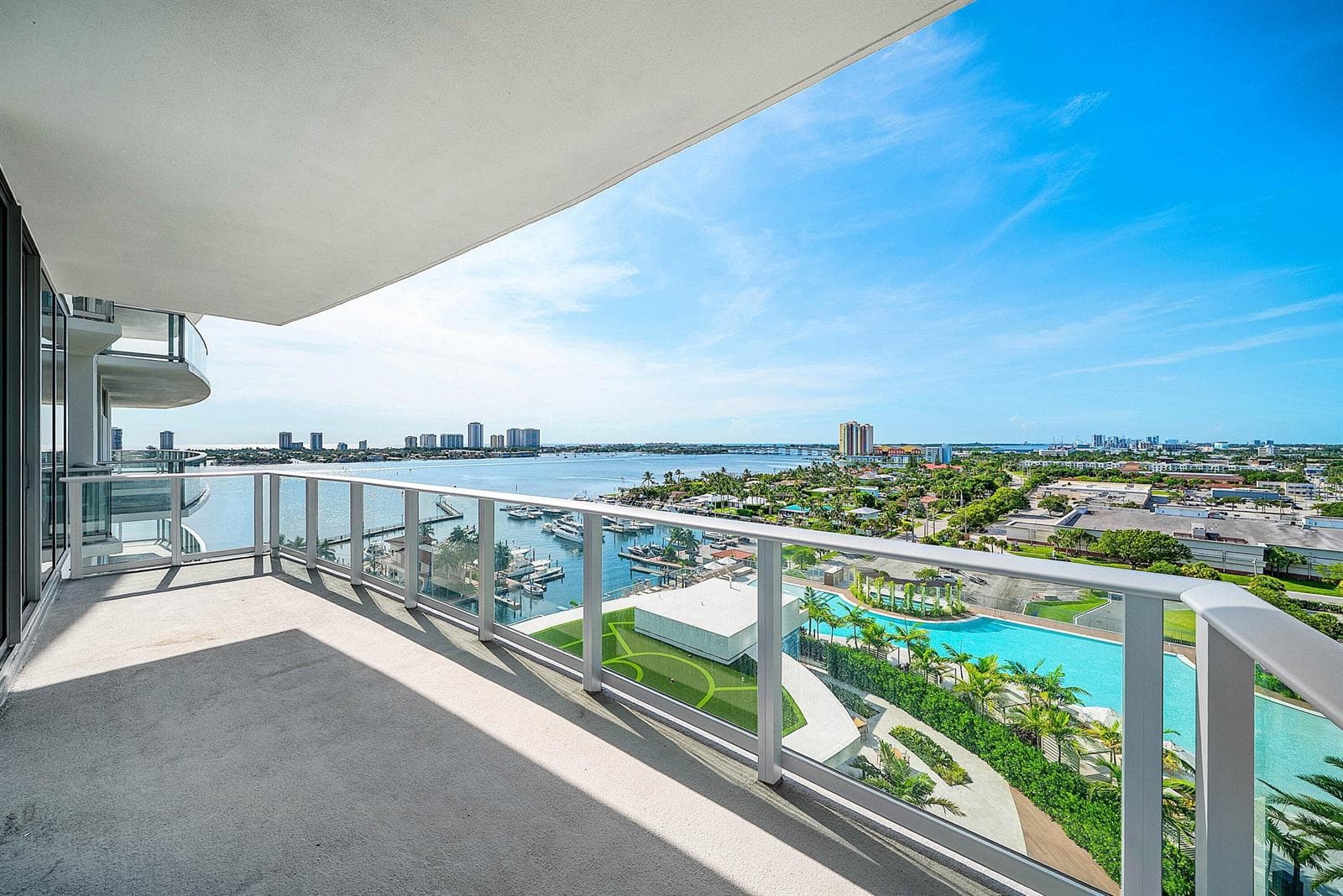 220 LAKE SHORE DR Drive # 1107, Lake Park, FL 33403 — zdjęcie 2