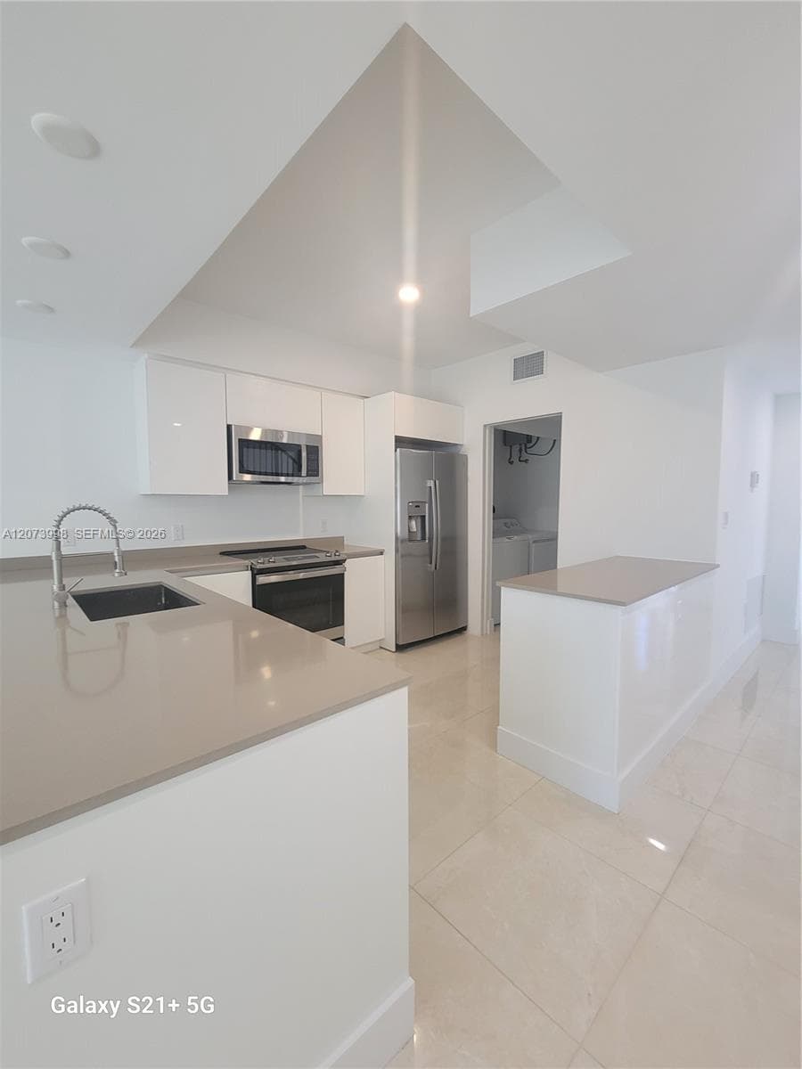 4117 N Oak Pl, Dania Beach, FL 33314 — zdjęcie 4