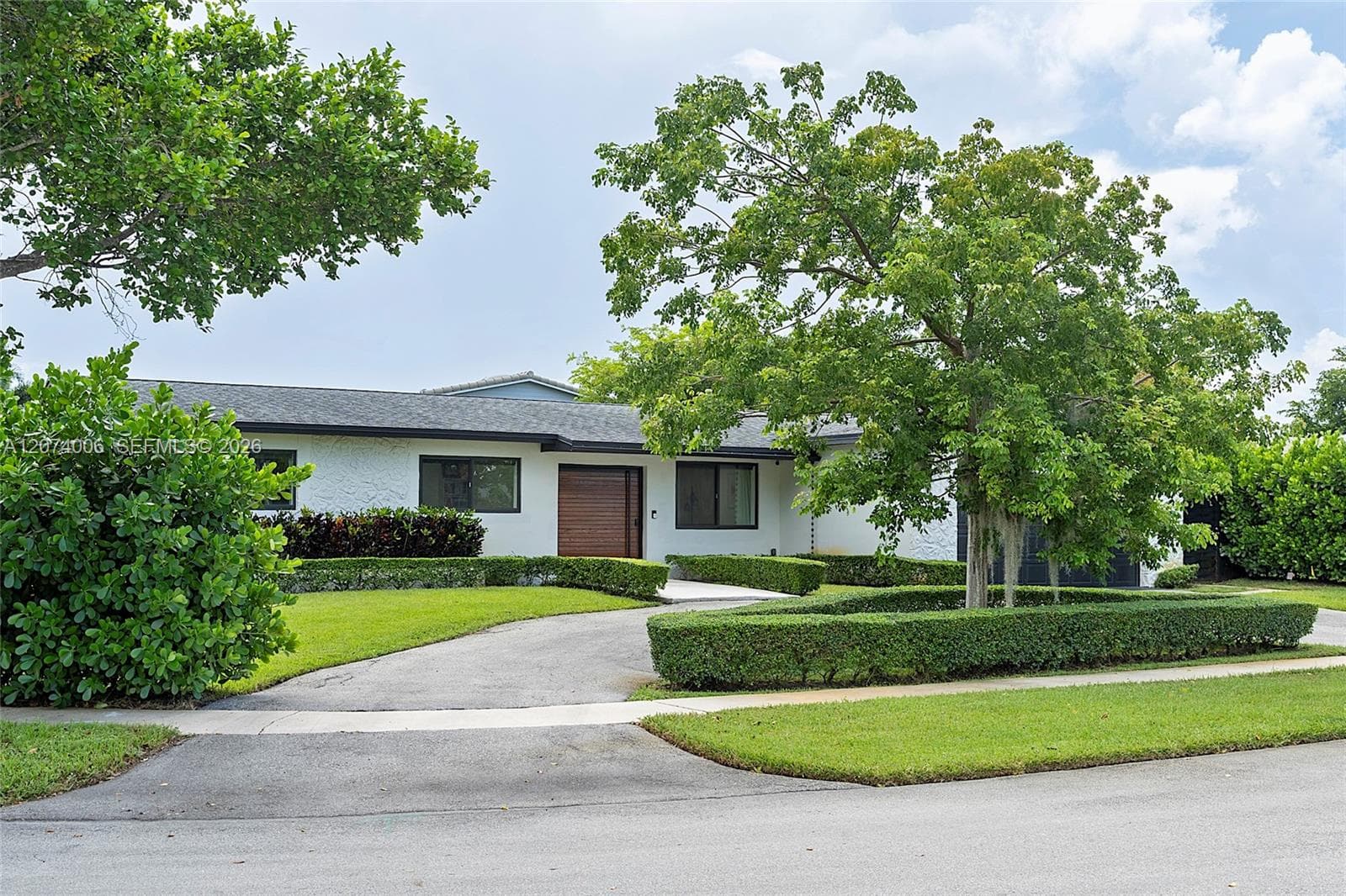 10630 NW 19th Pl, Pembroke Pines, FL 33026 — zdjęcie 3