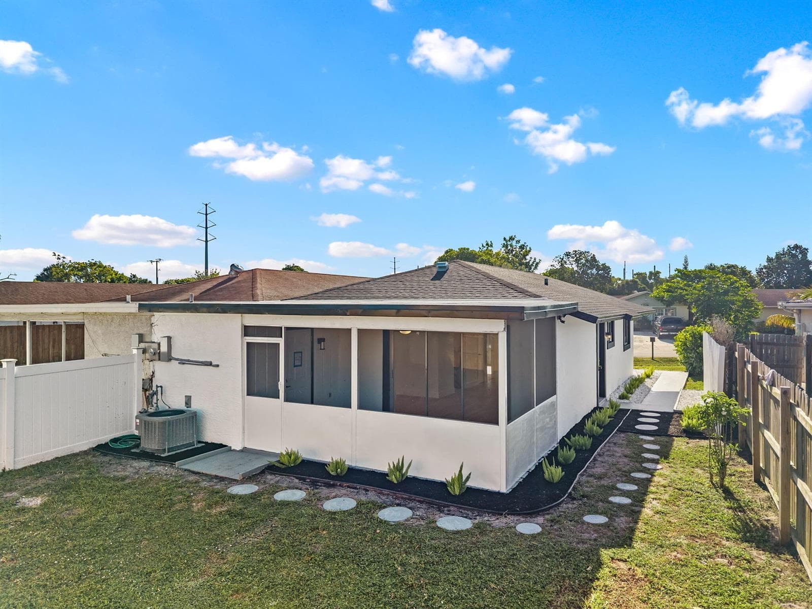 5937 CARIBBEAN Boulevard, West Palm Beach, FL 33407 — zdjęcie 3