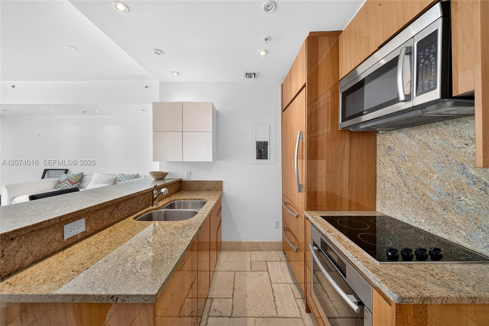 50 S Pointe Dr # 504, Miami Beach, FL 33139 — zdjęcie 4