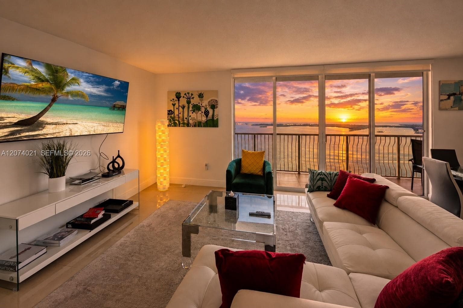 1200 Brickell Bay Dr # 3701, Miami, FL 33131