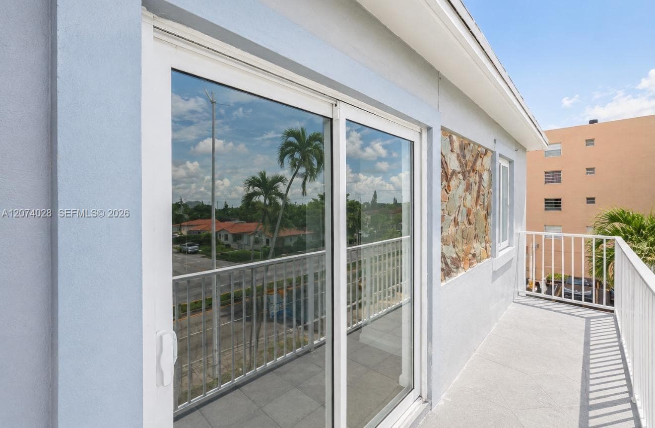 6080 W Flagler St # 24, Miami, FL 33144