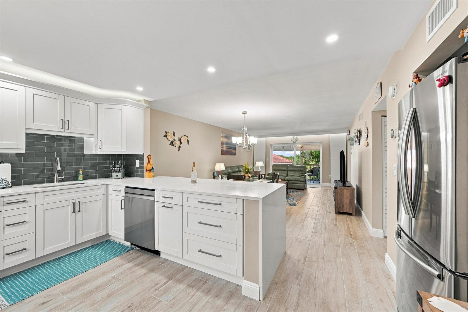 4629 POINCIANA Street # 304, Lauderdale By The Sea, FL 33308 — zdjęcie 4