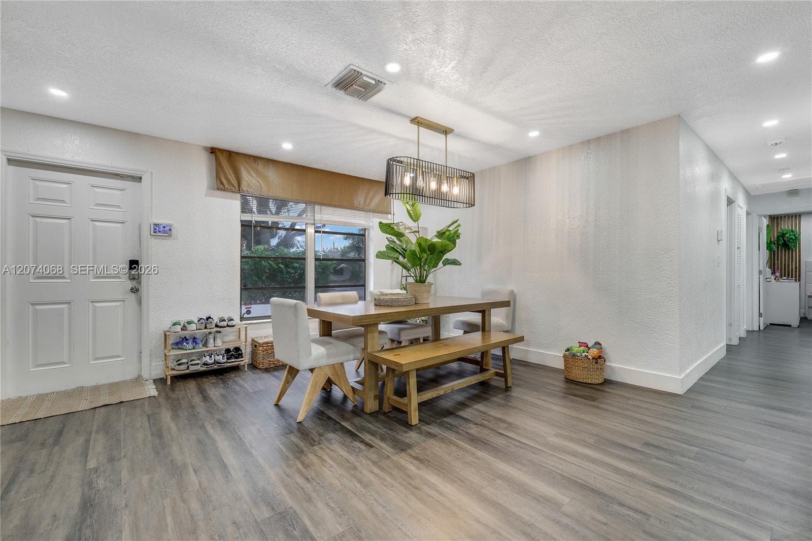 5712 Monroe St, Hollywood, FL 33023 — zdjęcie 3