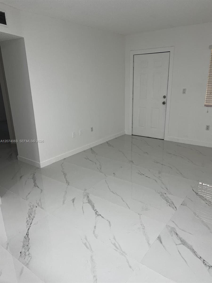 5560 W 21st Ct # 108, Hialeah, FL 33016