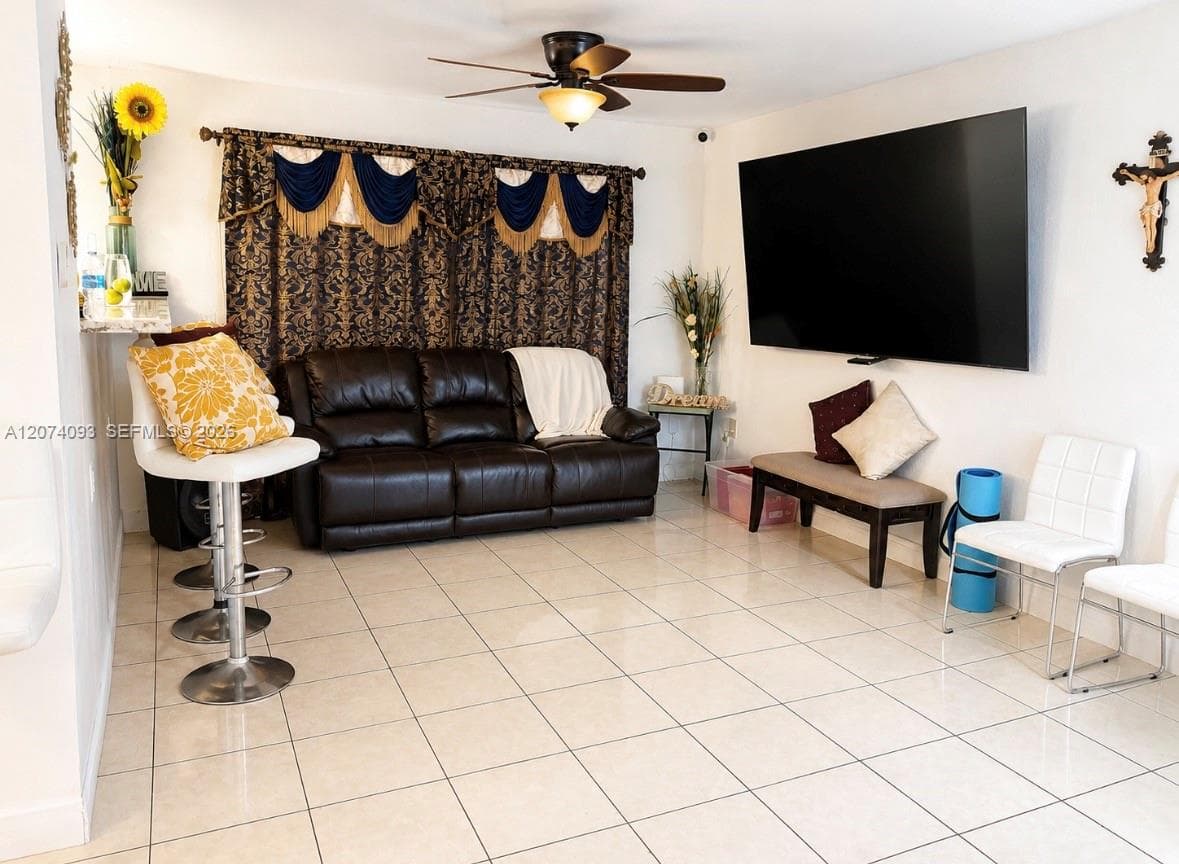 9331 NW 24th Pl, Sunrise, FL 33322 — zdjęcie 3