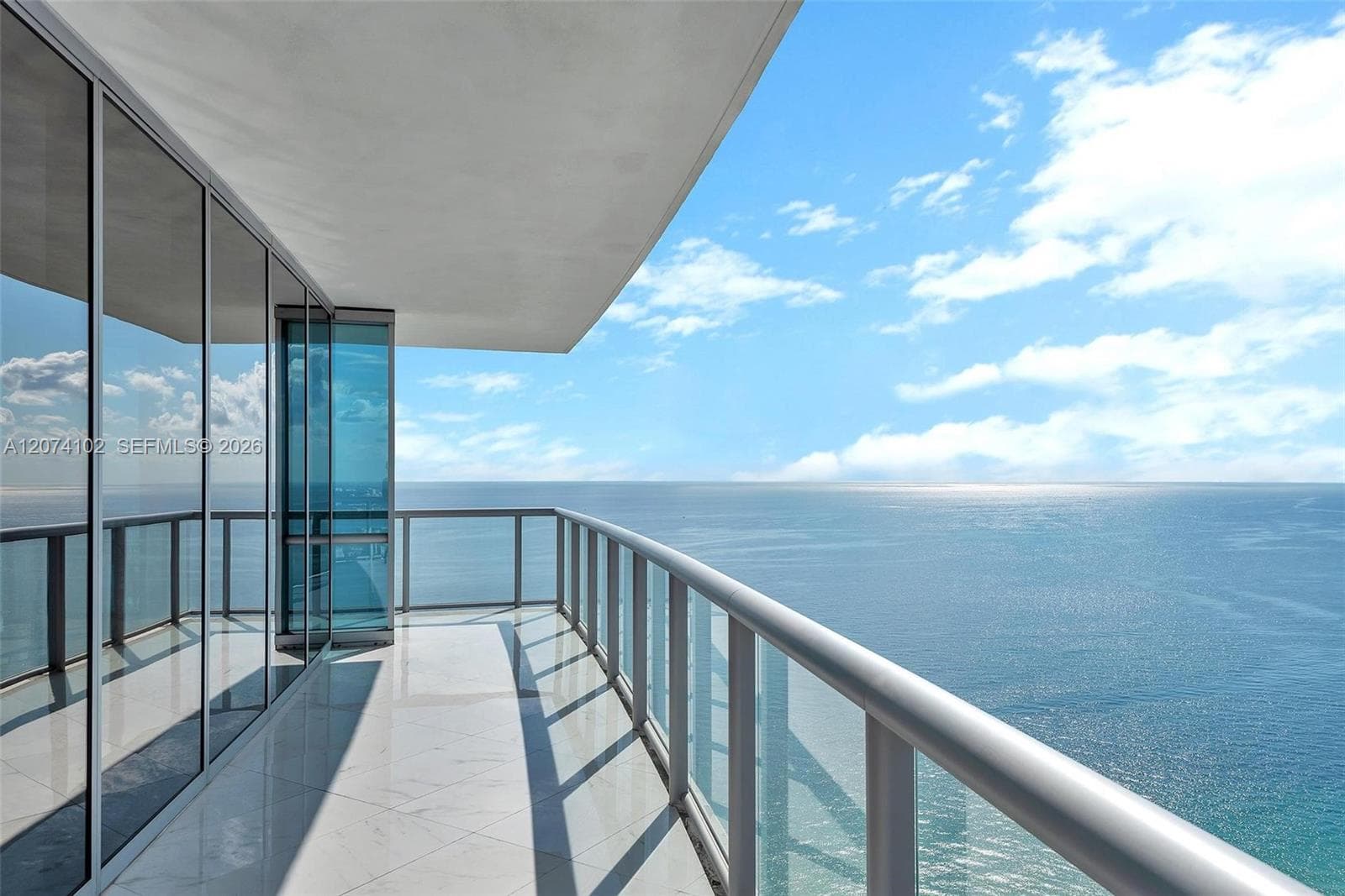 17121 Collins Ave # 4201, Sunny Isles Beach, FL 33160 — zdjęcie 2